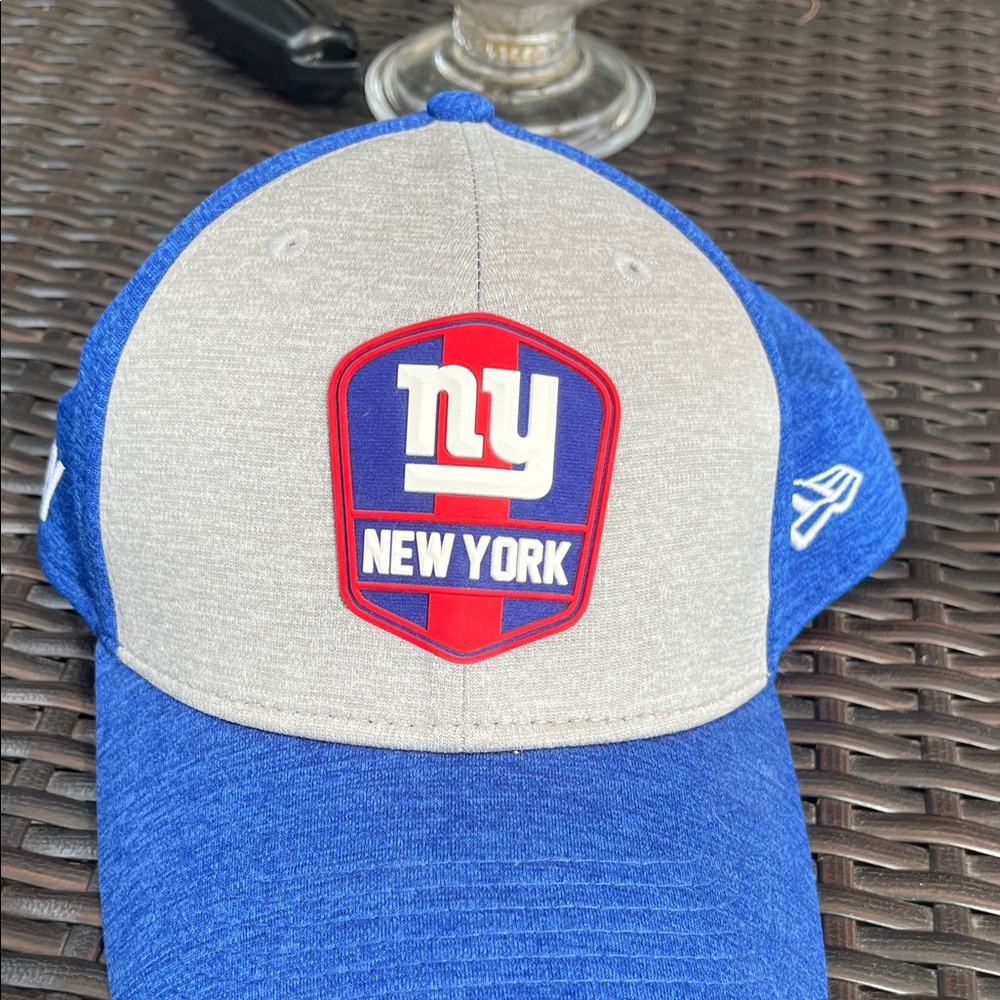 New York Giants Blue and Gray Cap